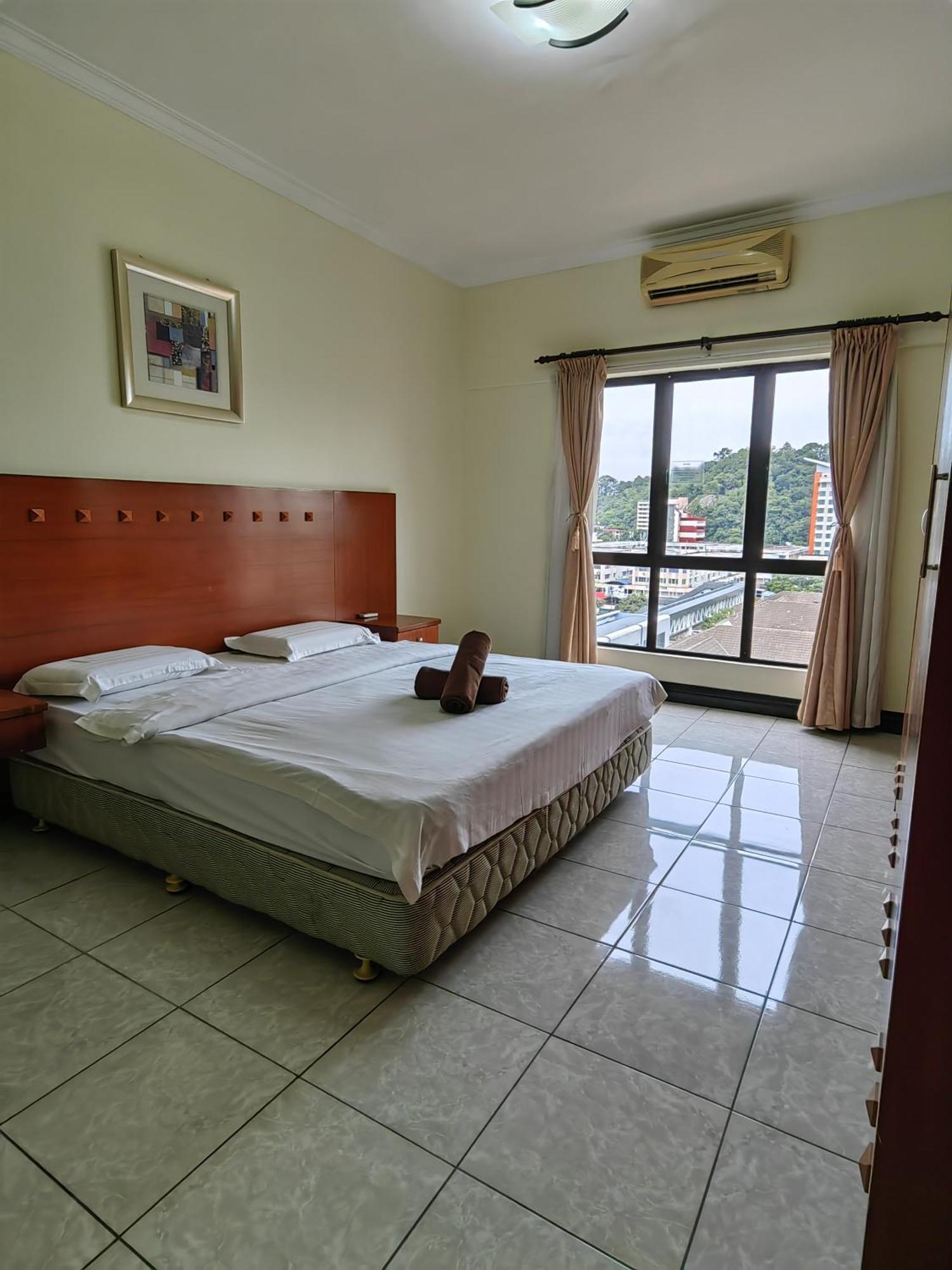Town Condo - Marina Court Kota Kinabalu Esterno foto