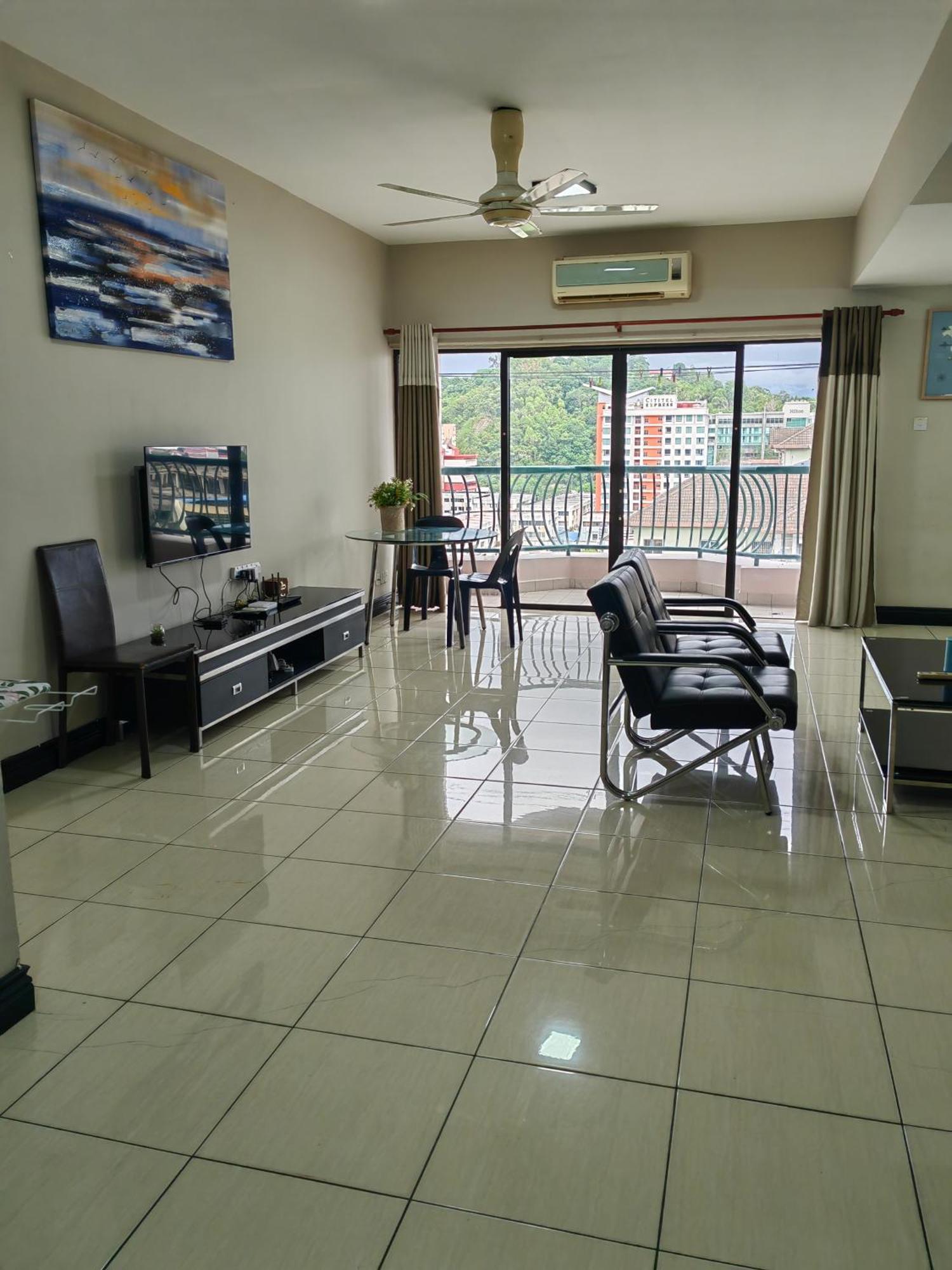 Town Condo - Marina Court Kota Kinabalu Esterno foto