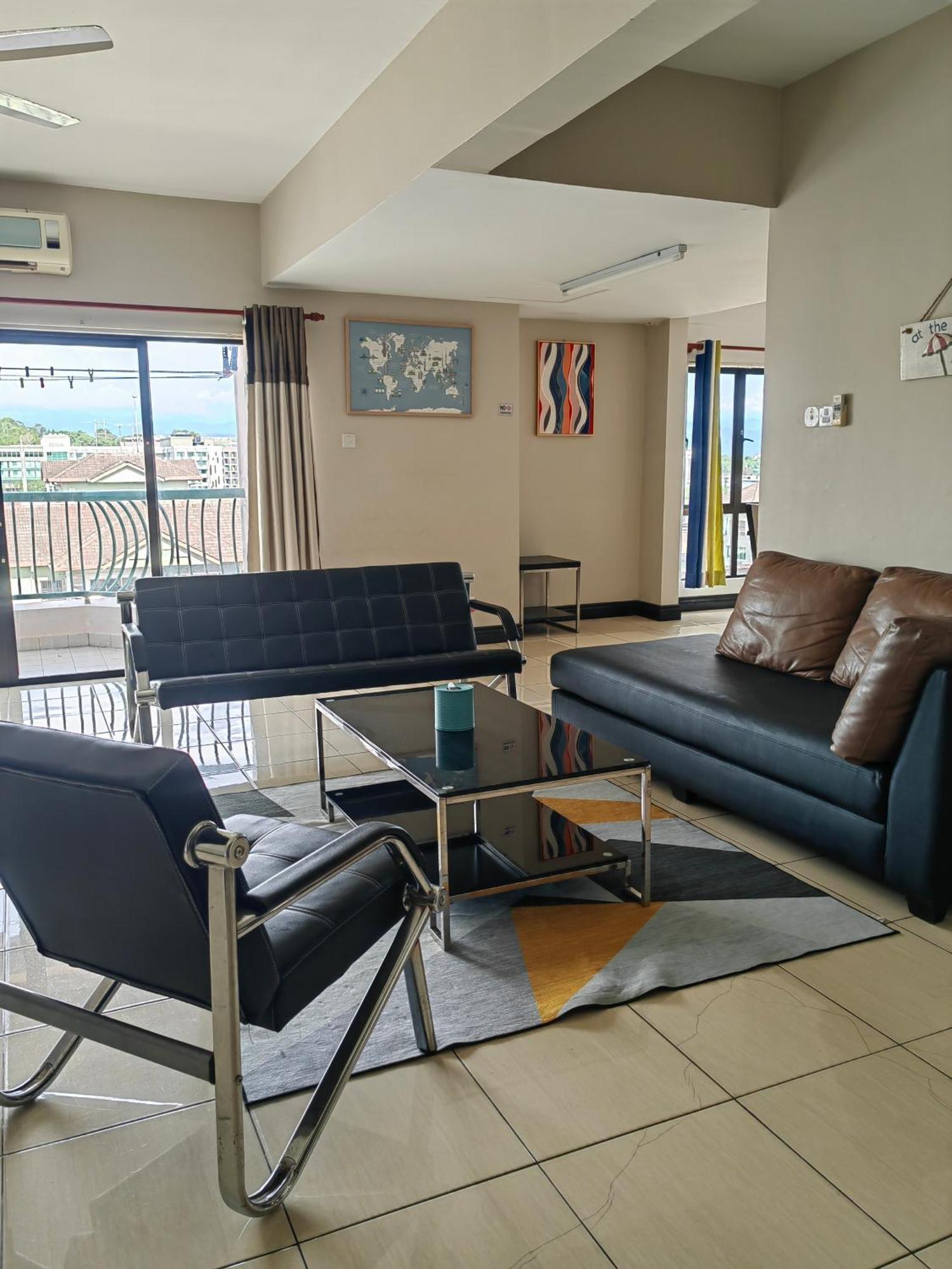 Town Condo - Marina Court Kota Kinabalu Esterno foto