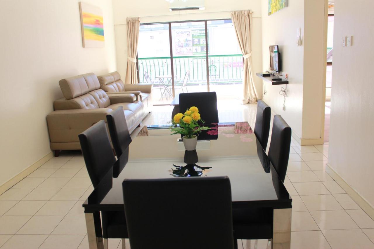 Town Condo - Marina Court Kota Kinabalu Esterno foto